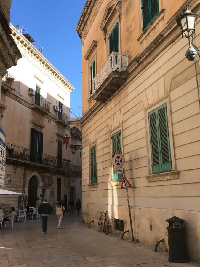 Dimora La Corte Lecce Exterior foto