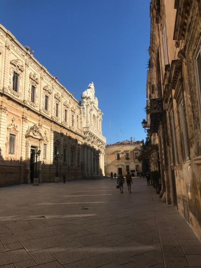 Dimora La Corte Lecce Exterior foto